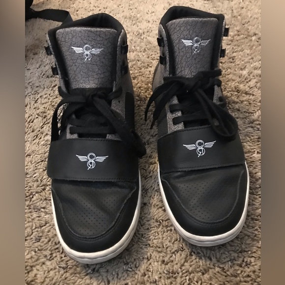 CREATIVE RECREATION CESARIO HI XXI BLACK CHARCOAL
Size 10.5 - Picture 3 of 7